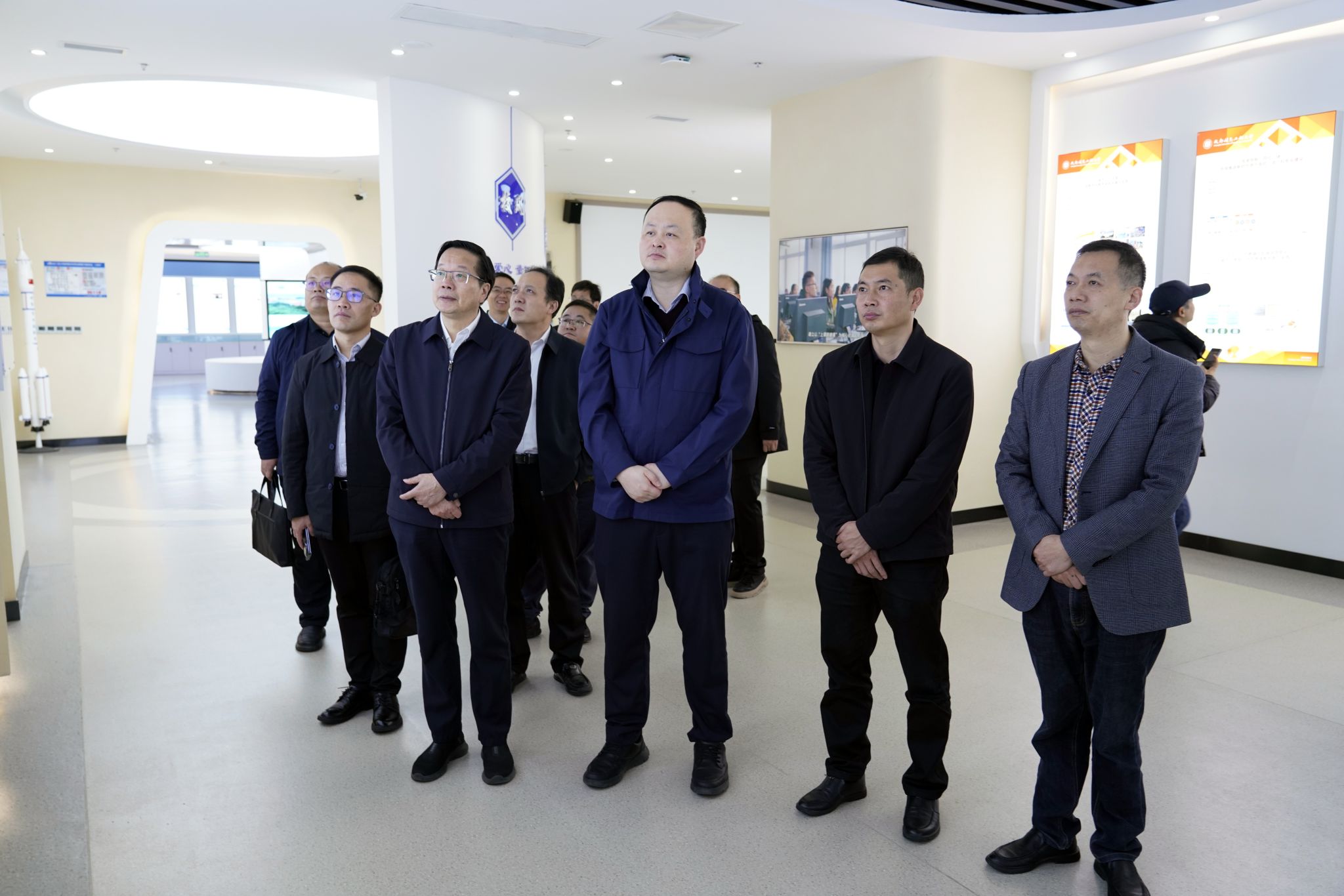 英国威廉集团官网